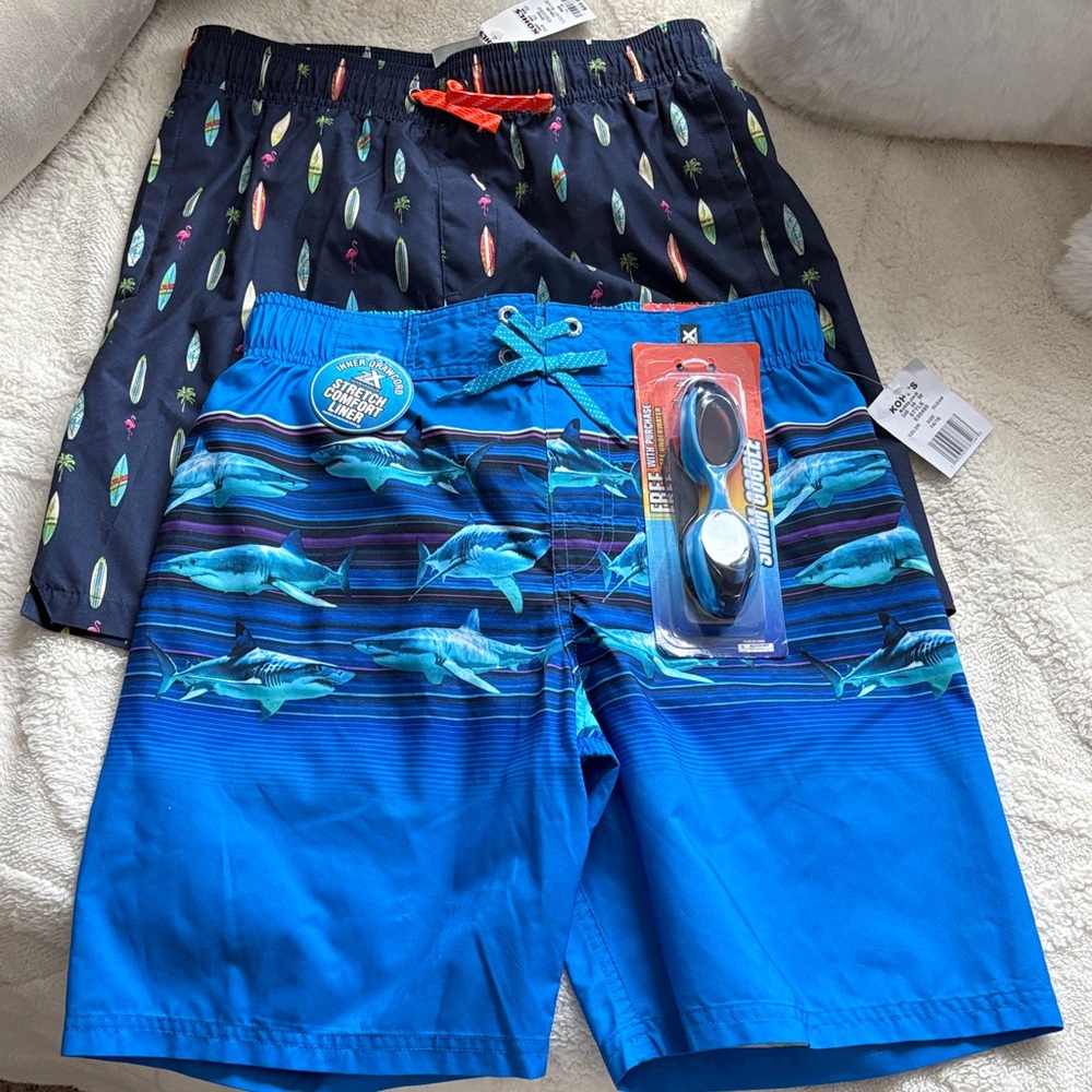 NWT: set of 2!! 🦈 🏄‍♂️ Swim Trunks boys’ size 14/16. Free goggles too!